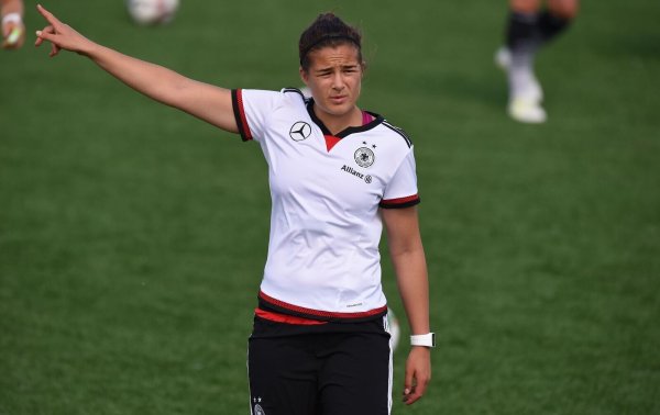 - © picture alliance / dpa