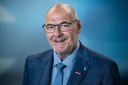 Peter Eul ist Präsident der Handwerkskammer OWL. - © Thomas F. Starke