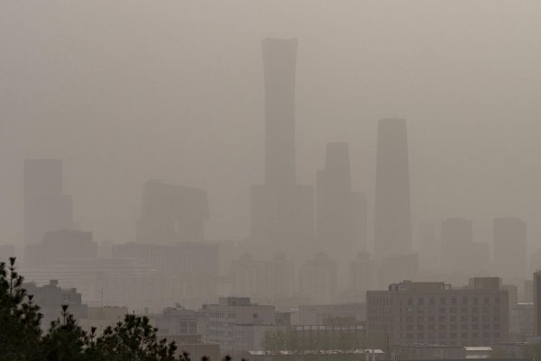 Sandsturm in Peking. - © ---/Kyodo/dpa