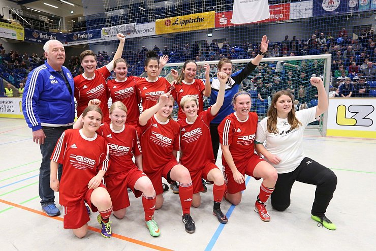 Dem FC Donop/Voßheide gelingt die Titelverteidigung - © Paul Cohen