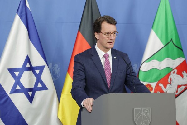 Nordrhein-Westfalen steht «unverrückbar» an der Seite aller Jüdinnen und Juden, sagt Ministerpräsident Hendrik Wüst. (Archivbild) - © David Young/dpa