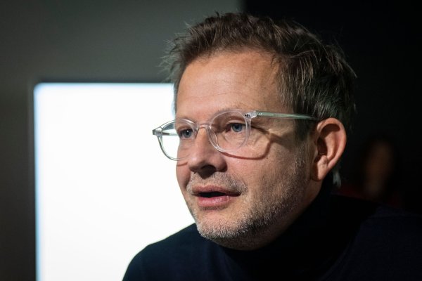 Illies\\\' Devise lautet: «Amerikaner, macht bitte, was ihr wollt. Aber wir sind dann mal gedanklich weg.» (Archivbild) - © Hannes P. Albert/dpa