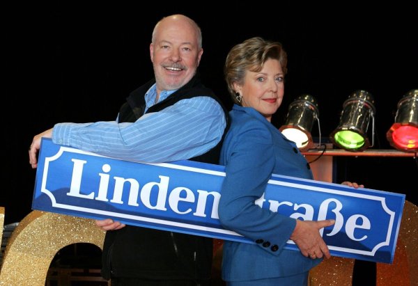 Einige Figuren genießen bei den Fans der Serie bis heute Kultstatus. - © picture alliance / dpa