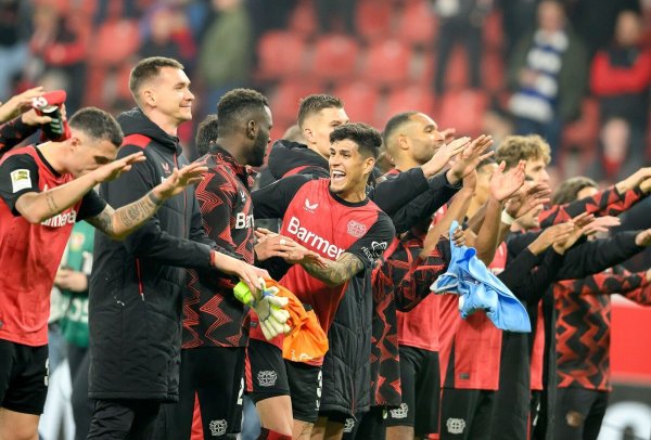 Bayer Leverkusen muss im Titelrennen weiter auf Patzer der Bayern hoffen. - © Anke Waelischmiller/dpa