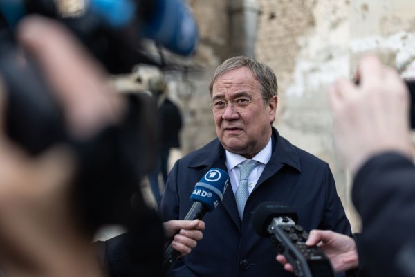 Laschet will Trump von Europa überzeugen. (Archivbild) - © Hannes P. Albert/dpa