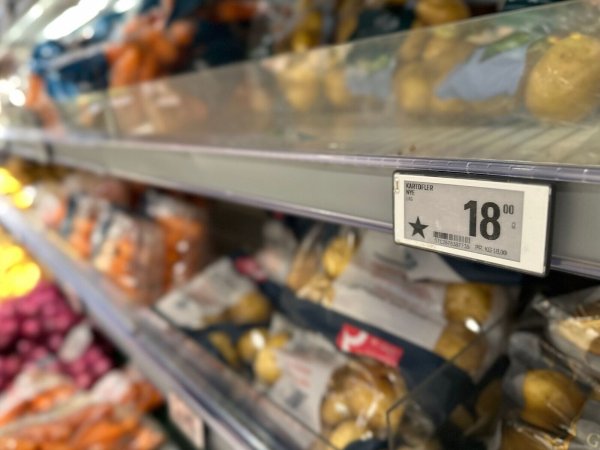 Europäische Waren sind in mehreren dänischen Supermärkten nun mit einem Stern gekennzeichnet. - © Steffen Trumpf/dpa