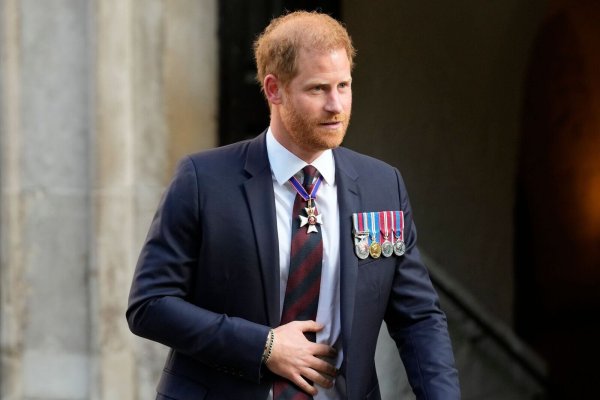 Prinz Harrys Botschaft endet positiv: «Her mit dem nächsten Jahrzehnt.» - © Kirsty Wigglesworth/AP/dpa