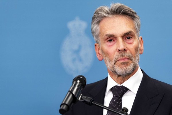 Die neue niederländische Regierung will den Zuzug von Asylbewerbern stark begrenzen. - © Ramon Van Flymen/ANP/dpa