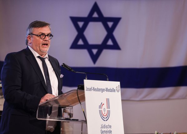 Hape Kerkeling sprach jetzt darüber, dass er im Anschluss an die Veranstaltung bei der jüdischen Gemeinde in Düsseldorf «unvorstellbare Anfeindungen» erhielt (Archivbild). - © Oliver Berg/dpa