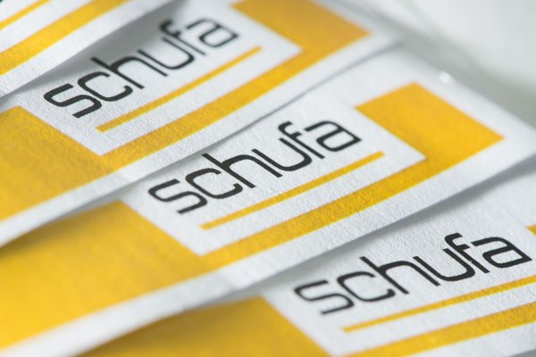 Das wohl bekannteste Unternehmen für Bonitätsauskünfte: die Schufa. - © Franziska Gabbert/dpa-tmn