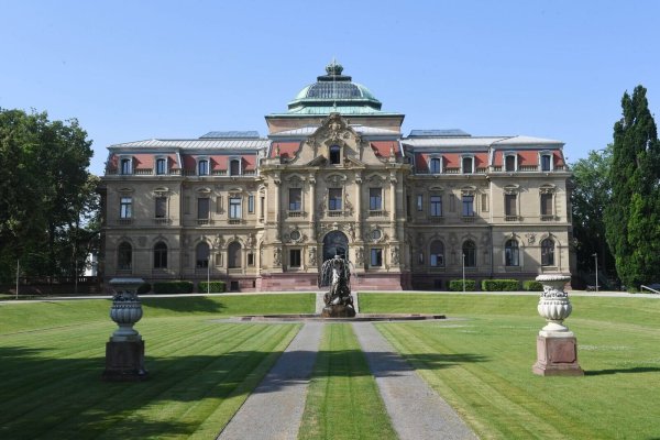 Aus Karlsruhe und Leipzig prägt der BGH die Rechtssprechung der Bundesrepublik. (Archivbild) - © picture alliance / Uli Deck/dpa