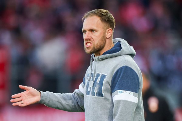 Hansa-Coach Daniel Brinkmann weiß, dass für ihn nur Ergebnisse zählen. - © Christoph Reichwein/dpa