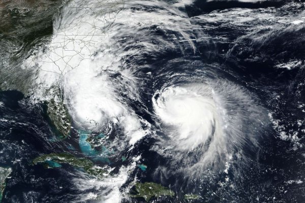 Die Hurrikane «Humberto» und «Imelda» wirbeln durch den Nordatlantik. - © Uncredited/NASA Worldview/AP/dpa