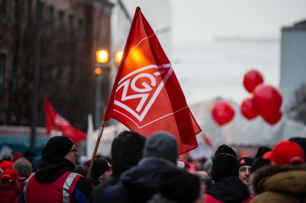 IG Metall - © Foto: Lino Mirgeler/dpa