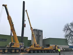 In Lemgo muss ein Schornstein abgebaut werden. - &copy; Till Brand