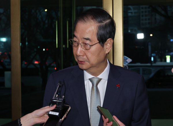 Die Opposition setzt Südkoreas amtierenden Präsidenten Han Duck Soo unter Druck. (Archivbild) - © Yonhap/YNA/dpa