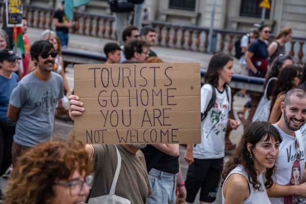 In Spanien gibt es immer mehr Besucher - und immer mehr Proteste gegen Massentourismus. (Foto Archiv) - © Paco Freire/SOPA Images via ZUMA Press Wire/dpa