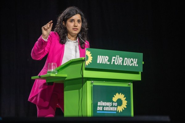 Die Grünen-Abgeordnete Misbah Khan zog über Listenplatz eins in Rheinland-Pfalz zum zweiten Mal in den Bundestag ein. - © Harald Tittel/dpa