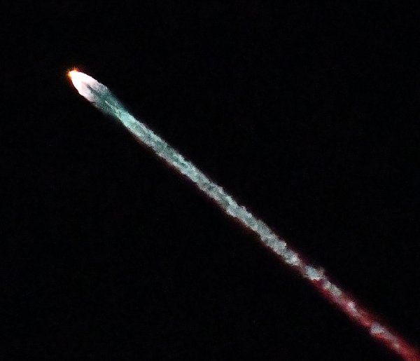 Die Starlink Satelliten sorgen seit einigen Jahren für zahlreiche UFO-Meldungen. (Archivbild) - © Gene Blevins/ZUMA Press Wire/dpa