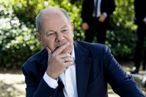 Bundeskanzler Olaf Scholz (SPD) zeigt sich in der Migrationsdebatte kompromissbereit. - © Thomas Kierok/ZDF/dpa