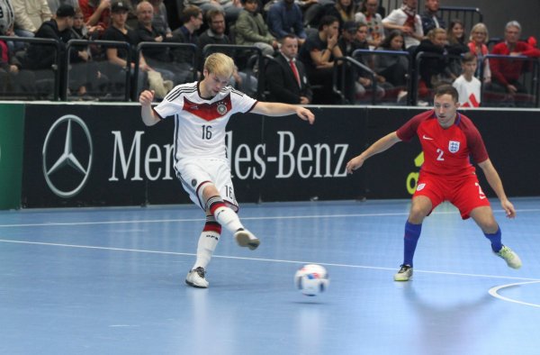 Früher für die Futsal-Nationalmannschaft im Einsatz: Christoph Rüschenpöhler vom Post-TSV Detmold. - © Archivbild: Sebastian Lucas
