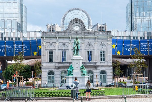 EU-Parlament für Abschwächung des Lieferkettengesetzes (Archivbild). - © Alicia Windzio/dpa