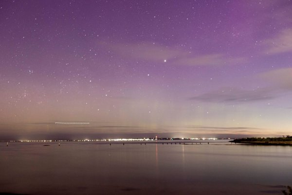 Die Aurora Australis begeisterte Menschen in Australien und Neuseeland. - © Ye Myo Khant/SOPA Images via ZUMA Press Wire/dpa