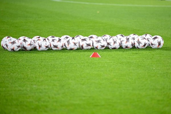 Fortuna Düsseldorf will neue Fußballplätze schaffen. (Symbolfoto) - © Harry Langer/dpa