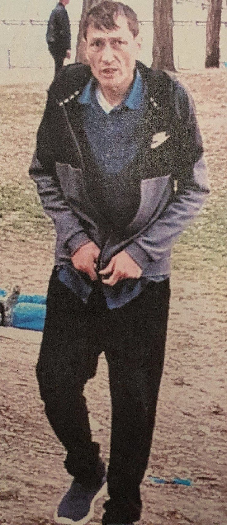 Wer kennt diesen Mann? - © Polizei Bielefeld