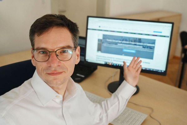 Dieter Abstein - © Foto: Uli Deck/dpa