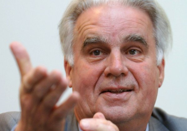 Uwe Pörksen im Alter von 90 Jahren gestorben (Archivbild) - © Arne Dedert/dpa