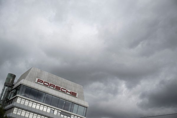 Der Porsche-Verkaufszahlen sind erneut gesunken. - © Marijan Murat/dpa