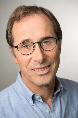 Eckhard Schreiber-Weber ist Vorsitzender des Vereins Präventio und Allgemeinmediziner. - © NadineMarga