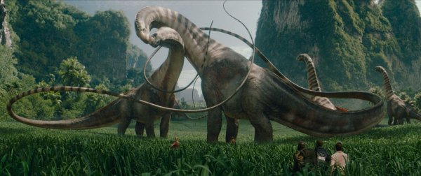 In der wilden Natur im Süden von Thailand konnten die Dinosaurier aus «Jurassic World: Die Wiedergeburt» perfekt in Szene gesetzt werden. - © -/Universal Studios/dpa