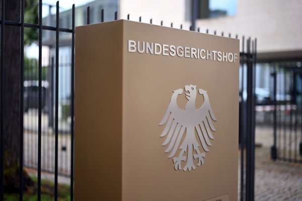 Der BGH hat sich mit der urheberrechtlichen Zulässigkeit einer «Cheat-Software» befasst. (Archivbild) - © Uli Deck/dpa