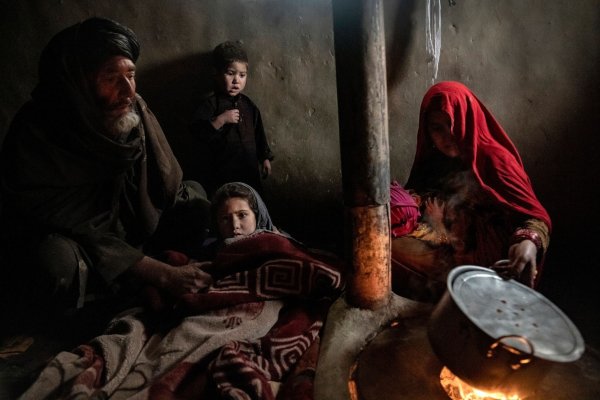 80 Prozent der Haushalte leben in Afghanistan von weniger als einem Dollar pro Haushaltsmitglied. (Symbolbild) - © Ebrahim Noroozi/AP