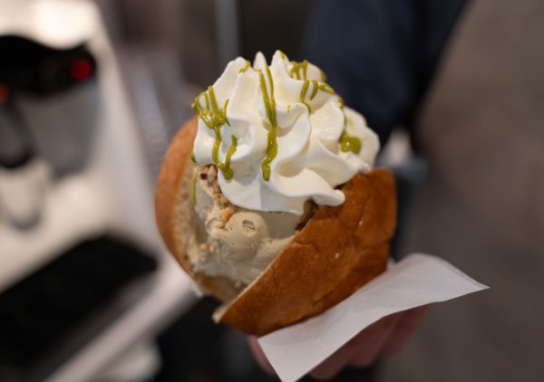 Lust auf einen Eisburger? - © Markus Lenhardt/dpa