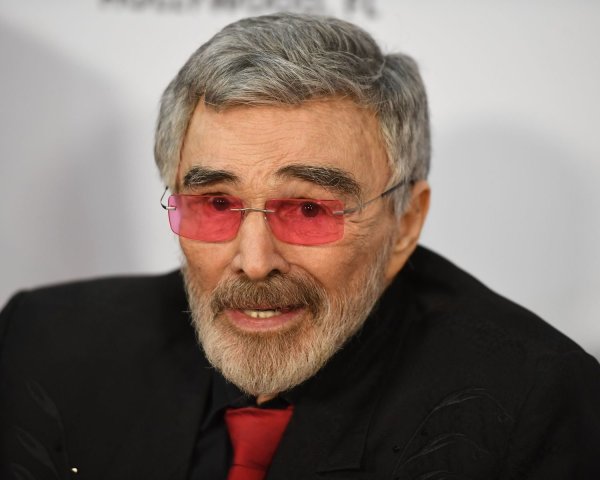 Schauspieler Burt Reynolds ist tot. - © picture alliance / mpi04/MediaPunch