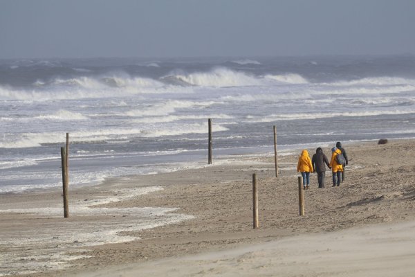 An der Nordsee wird es stürmisch. (Archivbild) - © Volker Bartels/dpa