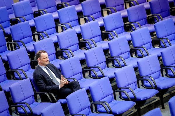 Unionsfraktionschef Jens Spahn (CDU) war bei der SPD zuletzt nicht wohlgelitten. (Archivbild) - © Kay Nietfeld/dpa