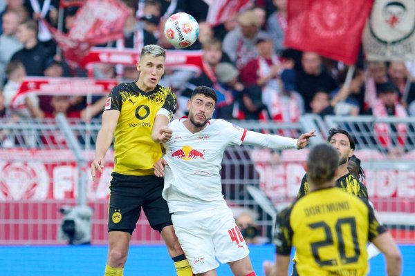 Nico Schlotterbeck ist zurück beim BVB und in der kommenden Woche auch in der Nationalmannschaft. - © Bernd Thissen/dpa