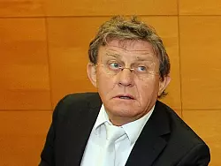 Rechtsanwalt Ulrich Kraft verteidigt auch Angeklagte in Strafprozessen, bei denen es um Sexualdelikte geht. - © FOTO: WOLFGANG RUDOLF