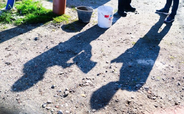 Die Schwarzarbeit in Deutschland wird 2025 laut einer Prognose zunehmen. (Symbolbild) - © Julian Stratenschulte/dpa