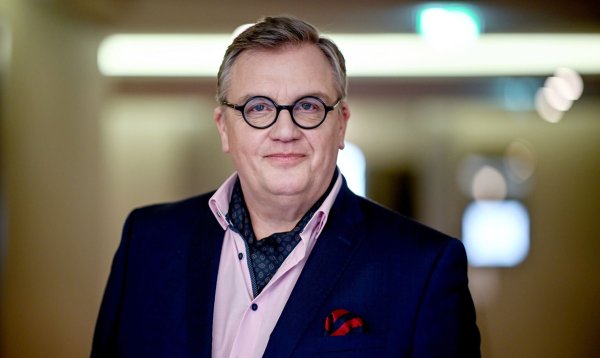 Hape Kerkeling ist im nächsten Jahr in einer Hauptrolle im Kino zu sehen. (Archivbild) - © Britta Pedersen/dpa