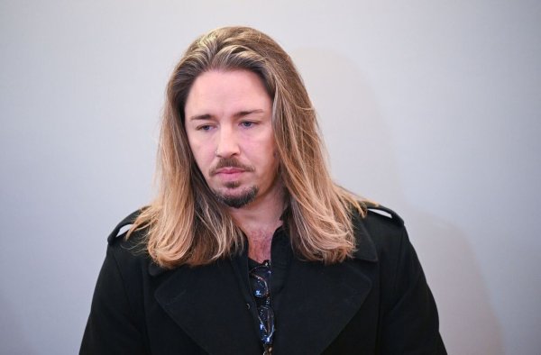 Gil Ofarim sagte, er habe völlig unterschätzt, was das damalige Video auslösen würde. (Archivbild) - © Hendrik Schmidt/dpa