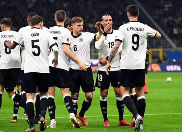 Deutschland bejubelt einen großen Fußball-Abend. - © Federico Gambarini/dpa