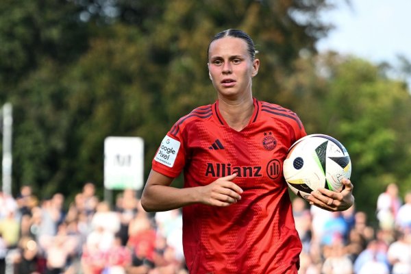 Klara Bühl erzielte das 1:0 für die Münchnerinnen. - © Sebastian Christoph Gollnow/dpa