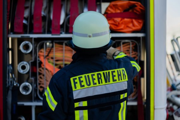 Ein E-Bike-Akku hat den Brand ausgelöst. (Symbolbild) - © Rolf Vennenbernd/dpa