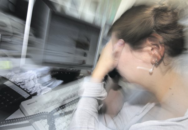Stress am Arbeitsplatz: Viele Menschen können durch die Digitalisierung nicht mehr von der Arbeit abschalten. - © Symbolbild: dpa