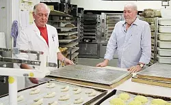 Die Burre-Br&uuml;der in der Backstube. - &copy; Foto: privat